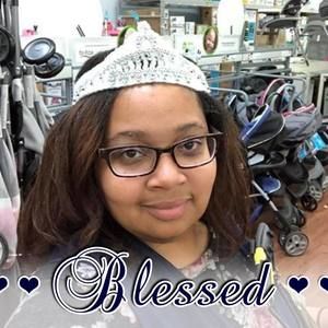 Meet your Posher, Ebony